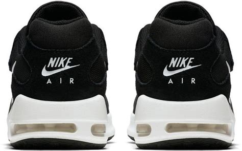 Nike Air Max Guile sneakers Dames Zwart 